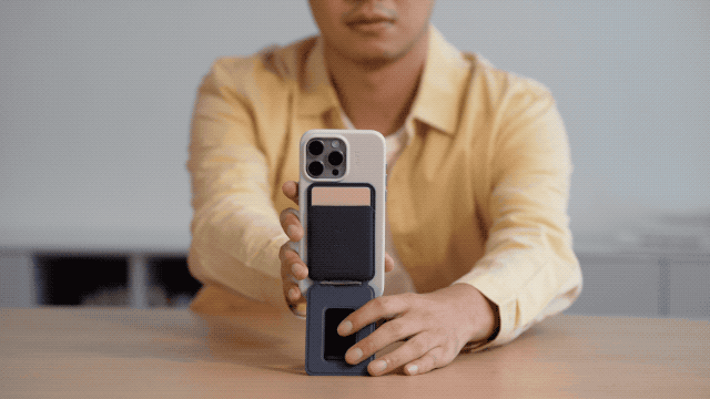 画像: 大画面で動画を観たい！なんていうときは、スマホをクルンと回転させればOK。 ネットサーフィンから動画鑑賞までストレスフリーで思う存分楽しめます。