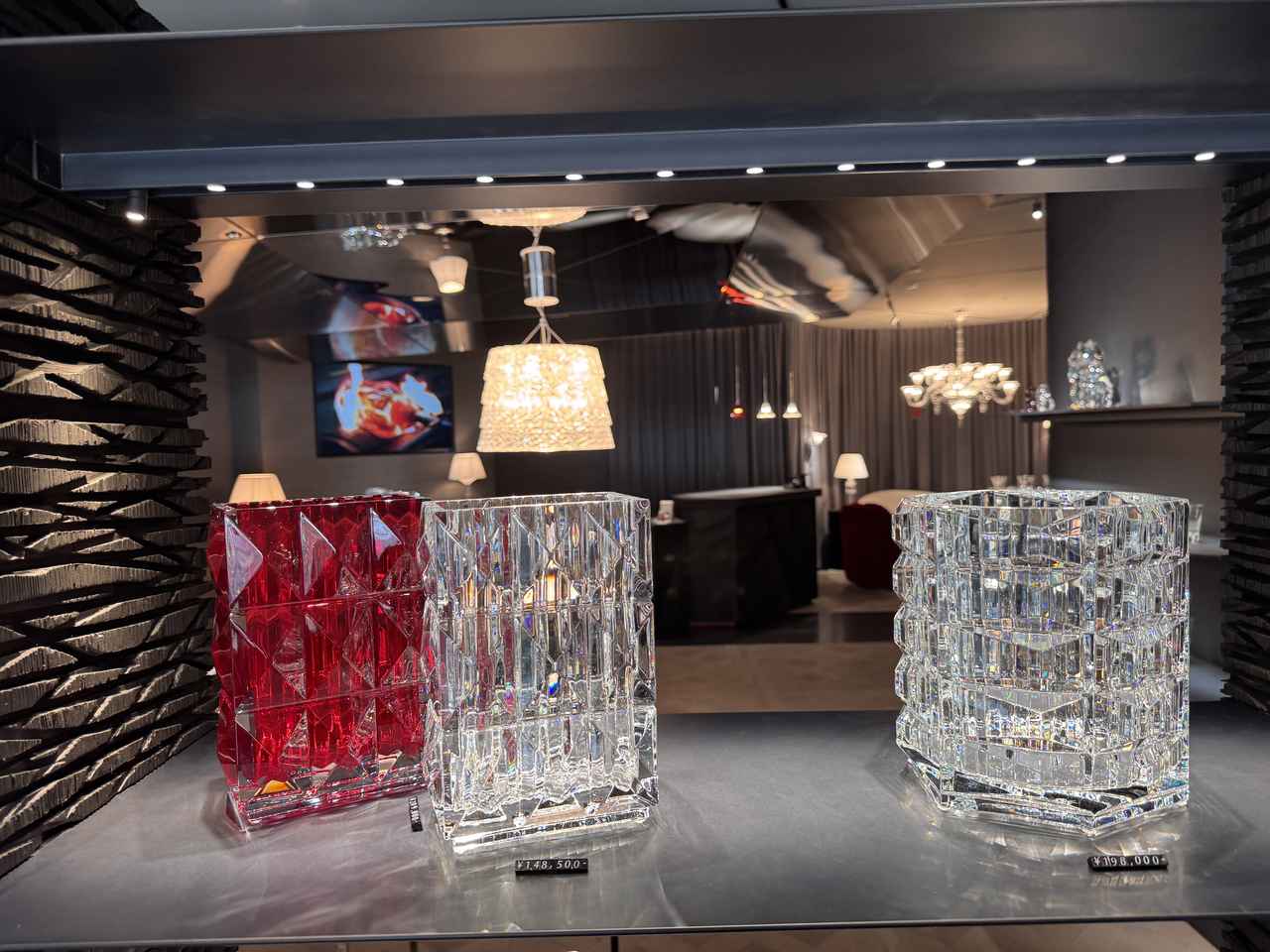画像 : 6番目の画像 - 「深紅の煌めきに酔いしれる♡「バカラショップ 丸の内」移転リニューアル＆“バカラの壁”広がるバーが誕生！」のアルバム - カワコレメディア