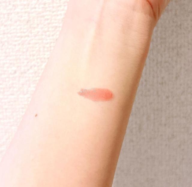 画像: 春らしい、優しいピンク色。単体でも、重ね付けでも楽しめます。