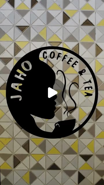 画像: Jahocoffeejapan on Instagram: ". 【新店舗のお知らせ】 Jaho Coffeeは、自家焙煎コーヒーと心を込めた手作りのお菓子・サンドウィッチを提供するカフェです。 港区芝でコーヒーを淹れ続け、7年目になりました。 地域に寄り添い、日常にそっと溶け込む、とっておきの場所を目指しています。 このたび新店舗をオープンします。 今月の末を予定しております。 最寄り駅は浜松町、徒歩4分。芝浦に位置し、田町店からも歩けるほどの場所です。 平屋づくりの素敵なカフェで、 カウンター席のみ店内でもわんちゃん同伴OK（ルールあり）です。 田町店より小さめですが、メニューを少し絞りながら コーヒー、お菓子、サンドウィッチをご用意できるように頑張ります。 現在準備中のため、写真はまだありませんが、完成次第ご報告します。 どうぞお楽しみに。 #jahocoffee #jahocoffeejapan #tokyocafe #田町カフェ #浜松町カフェ"