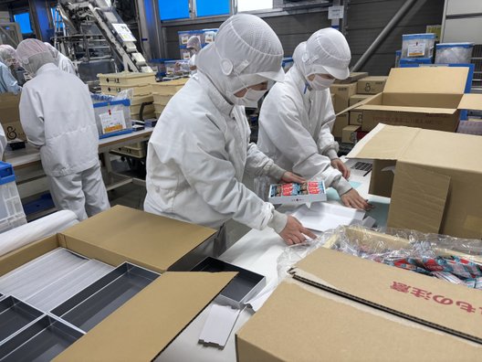 画像10: 創業200年以上の老舗・あみだ池大黒。大阪名物「おこし」が万博とコラボ!