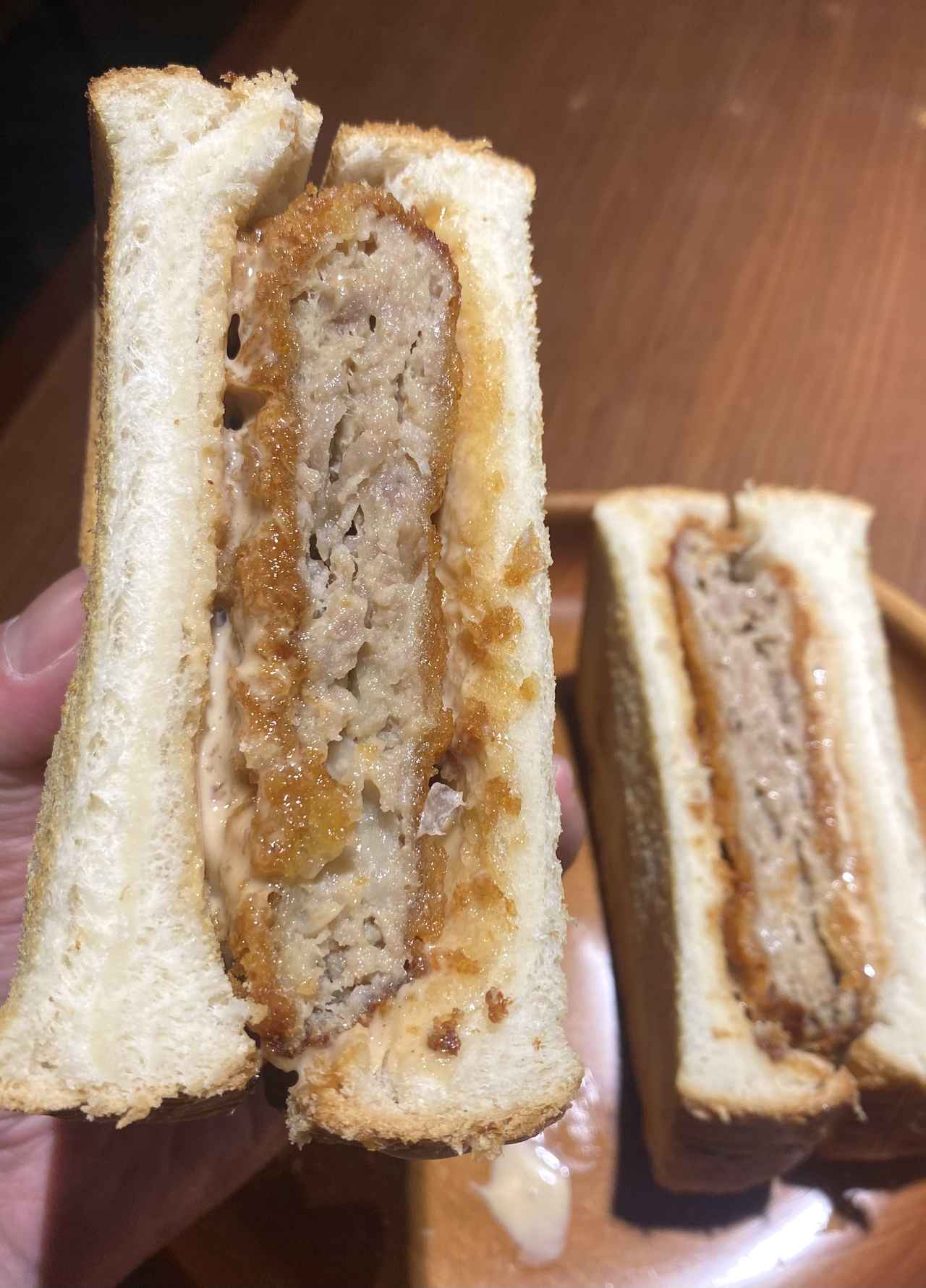 画像5: ●メンチカツサンド