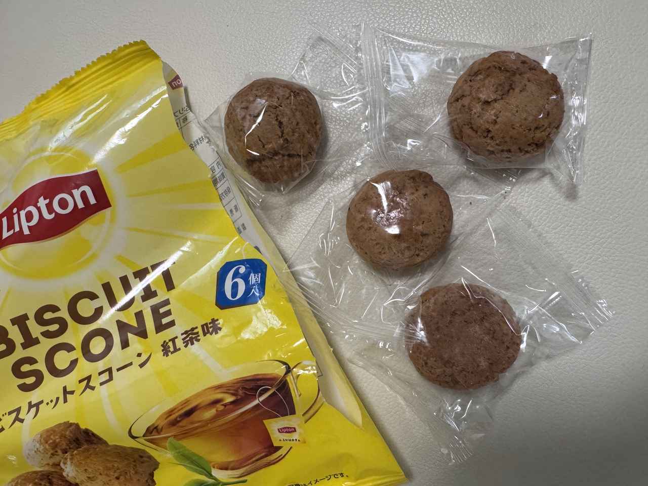 画像: リプトン ビスケットスコーン 紅茶味