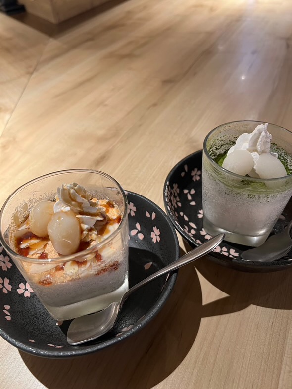 画像: ・焼肉あがり名物 韓国風粉雪かき氷をミニサイズで