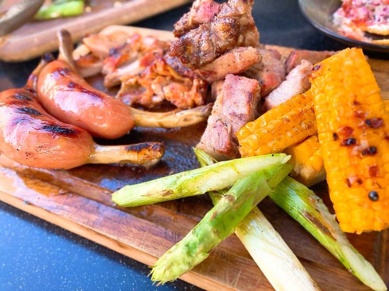 画像1: 【試食レポ】ルーフトップで“キンキン”のスーパードライが最高っ！ラグジュアリー空間で楽しむビアガーデンが今年もオープン