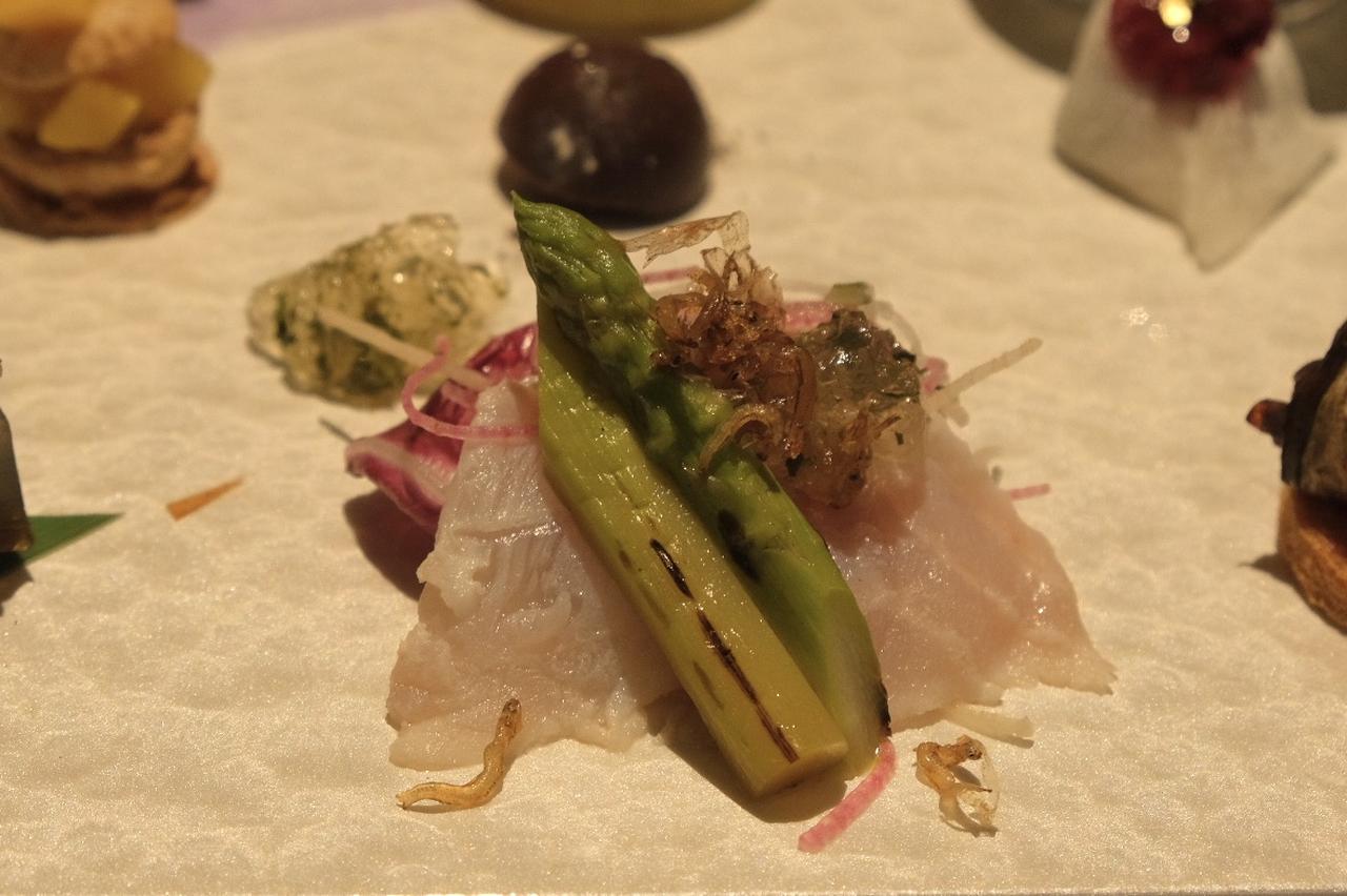 画像1: ●【日本茶との調和を楽しむ逸品】真鯛のお茶しゃぶ 茶葉とかつお出汁のジュレ ×冷たい玉露「麟鳳」