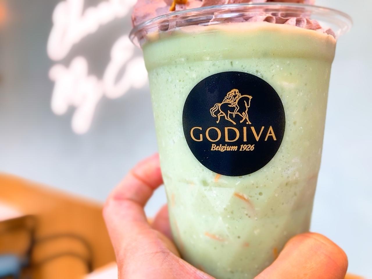 画像: 中にうっすら見えるのが揚げ麺