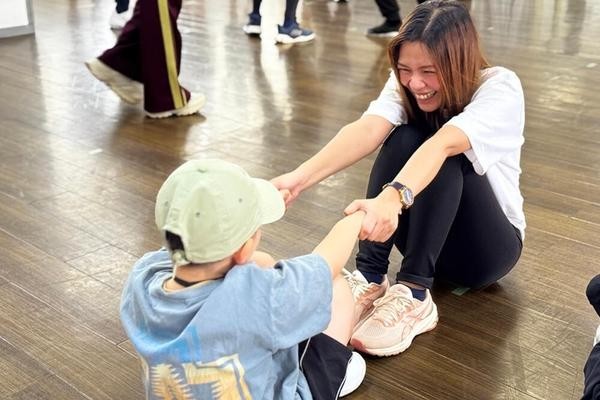 画像5: フィリピン人の先生とリアルにZUMBA！英語で踊って学ぶQQEnglishの国際交流イベントをレポート