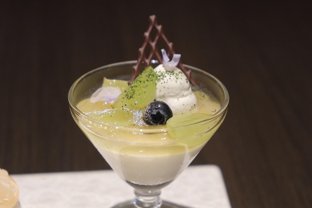 画像: ●【日本茶を使用した逸品】シャインマスカットと煎茶「嘉木」のヴェリーヌ