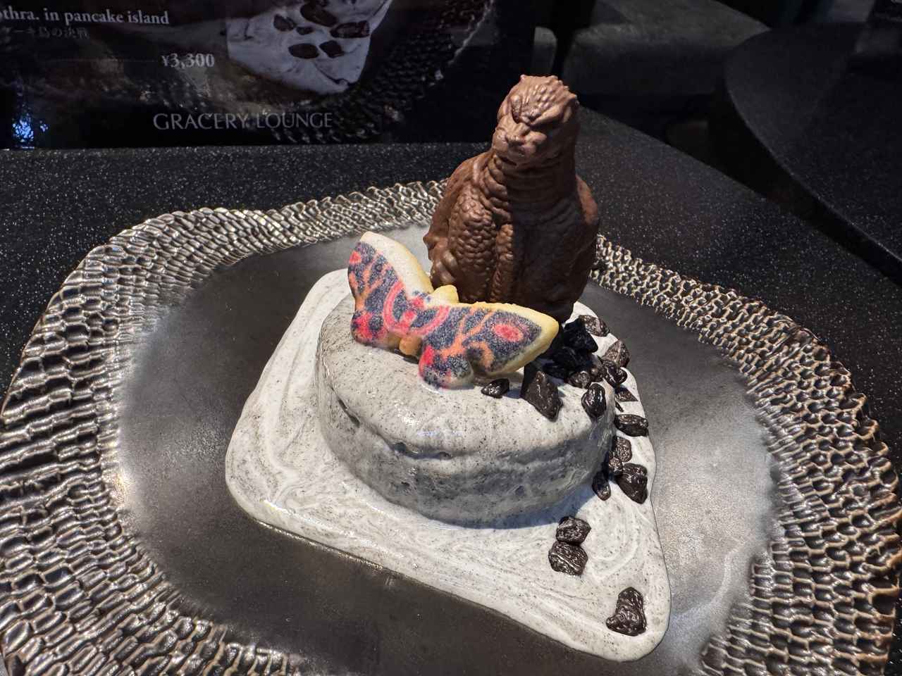 画像11: ゴジラファン必見♡ホテルグレイスリー新宿に「ゴジラVSキングギドラルーム」誕生