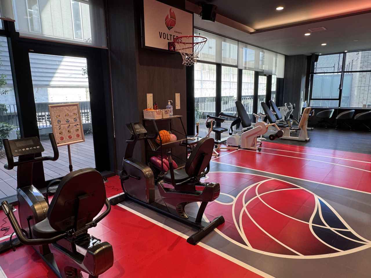 画像: 筋力が上がるだけではなく「動きが変わる」ことを目的とした機器を選出