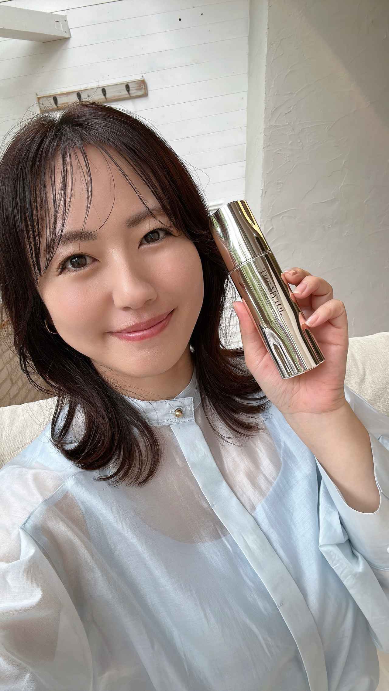 磯山さやかがシワ改善先行美容液「ザ マイトル エッセンス」の