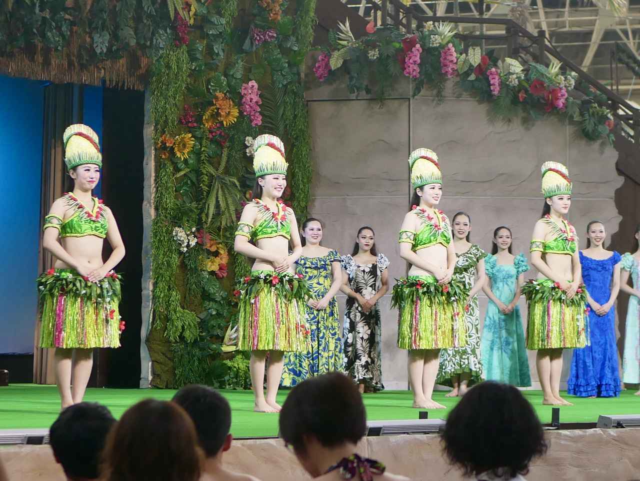 画像4: “アロハの心”が導く、感動のショーステージ『Aloha maiようこそ』