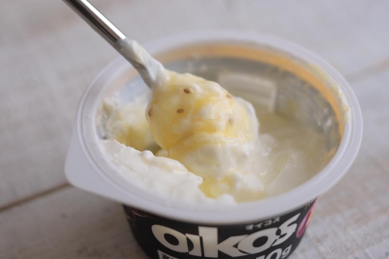 画像: パッションフルーツならではのフルーティーさが◎チアシードのプチプチ食感がアクセントになっています。