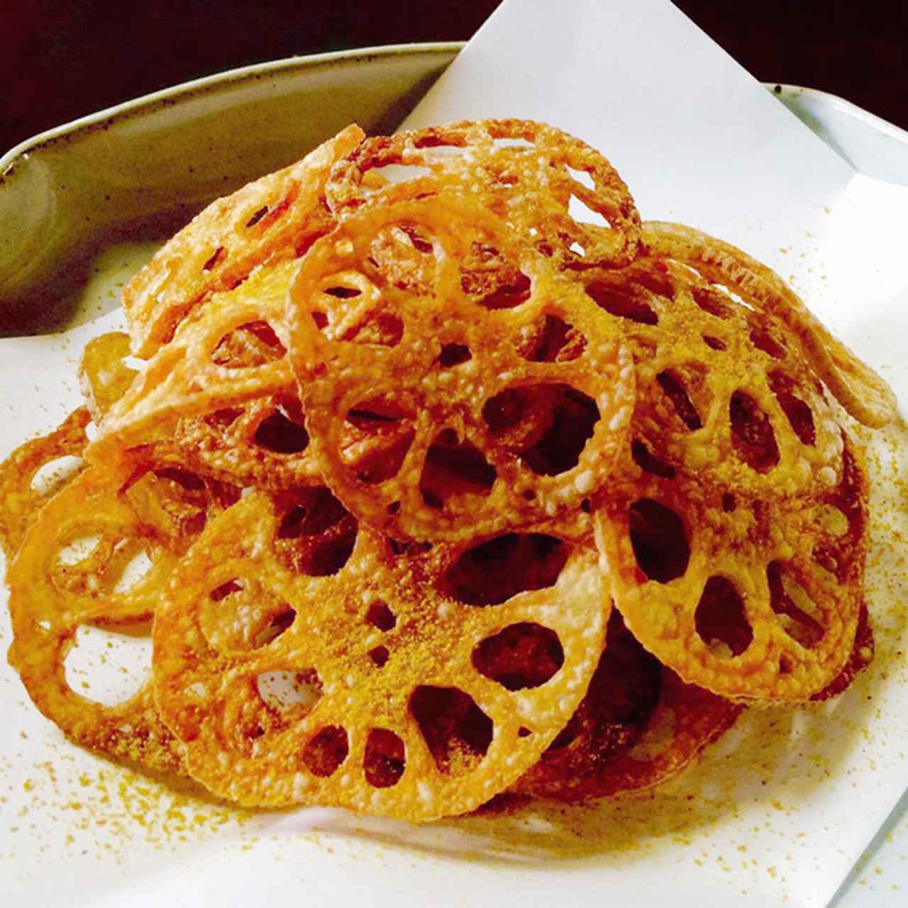 画像: からしれんこんチップス