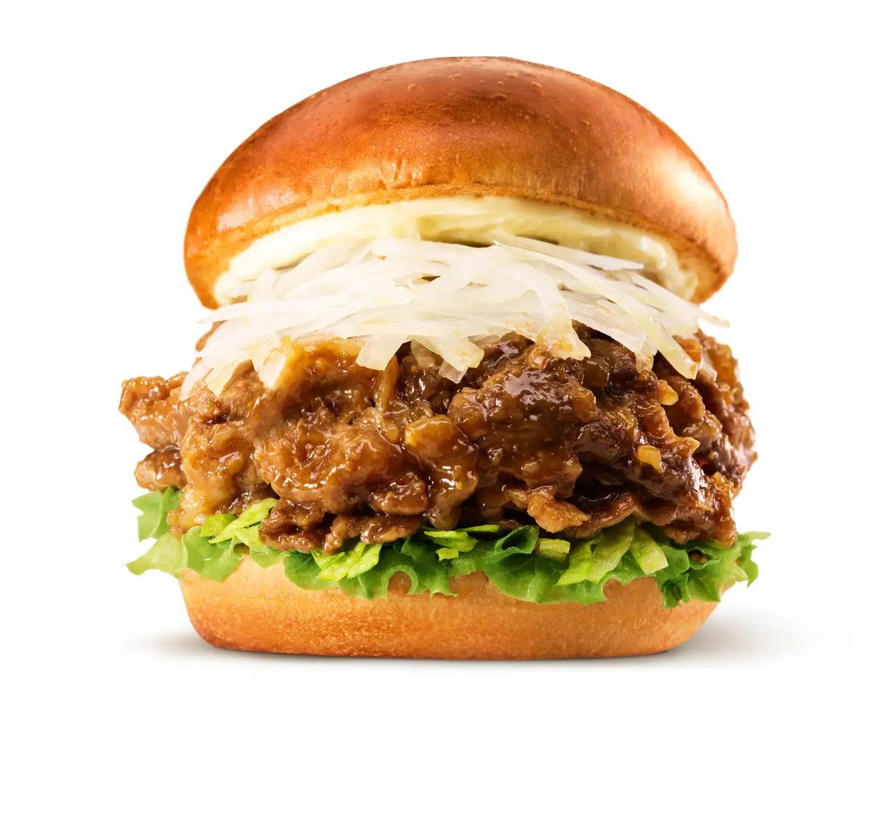 画像: 「黒毛和牛の肉盛りバーガー」(890円) ※数量限定、無くなり次第終了。 ※商品には「カロリーハーフマヨネーズタイプ」を使用しています。 ■販売期間:2025年7月16日(水)~9月上旬 ■販売店舗:全国のモスバーガー店舗(一部店舗除く)