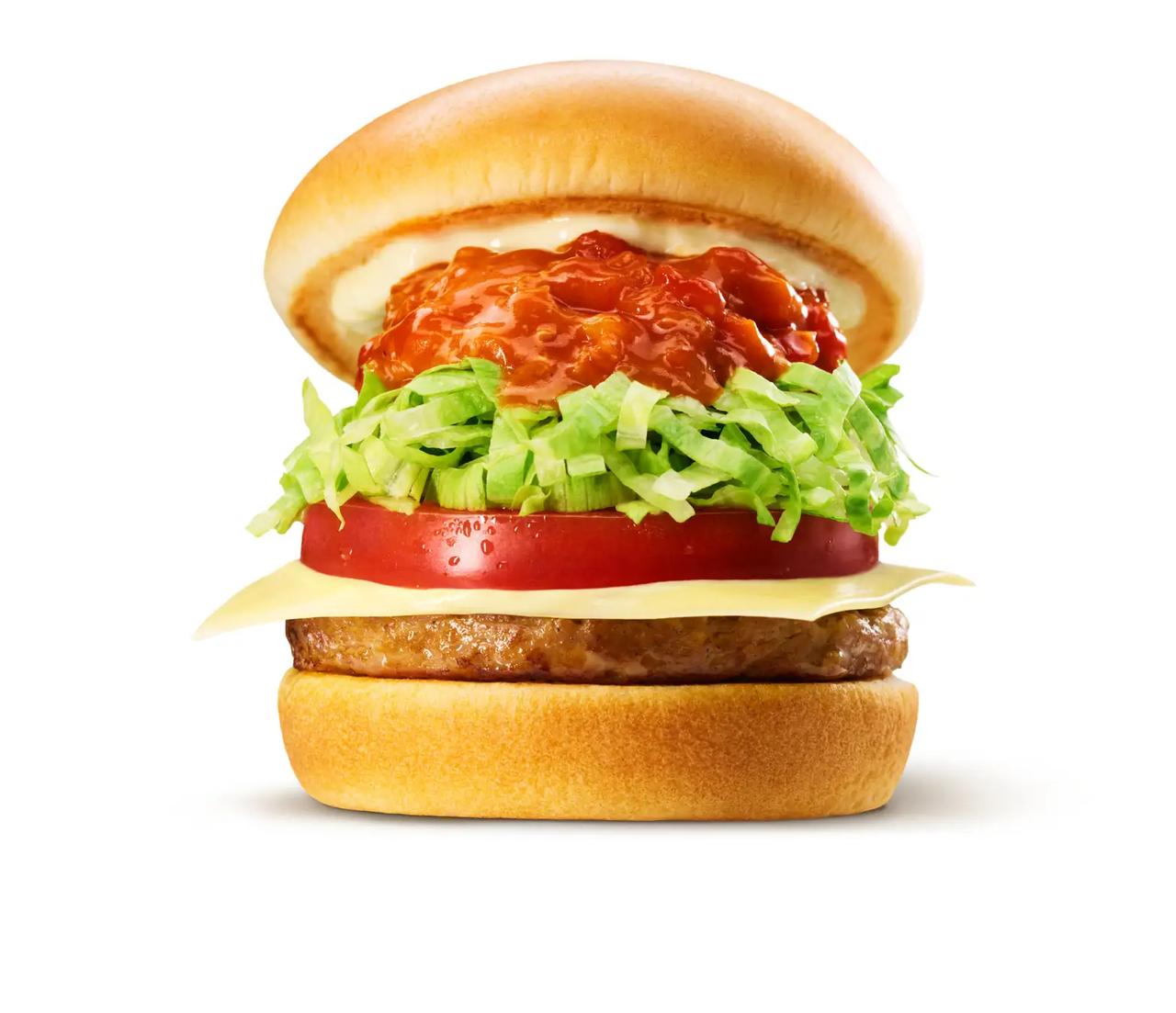 画像: 「モスタコスバーガー」(550円) 「ダブルモスタコスバーガー」(710円) ■販売期間:2025年7月16日(水)~9月上旬 ■販売店舗:全国のモスバーガー店舗(一部店舗除く)