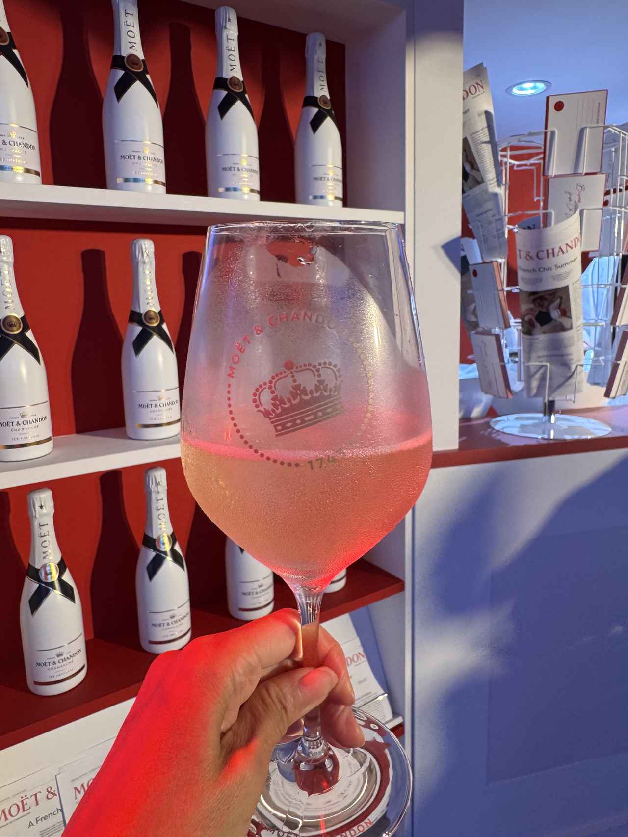 画像2: 浴衣姿で乾杯♡「モエ・エ・シャンドン アイス アンぺリアル」“氷を浮かべる”シャンパンの夏体験