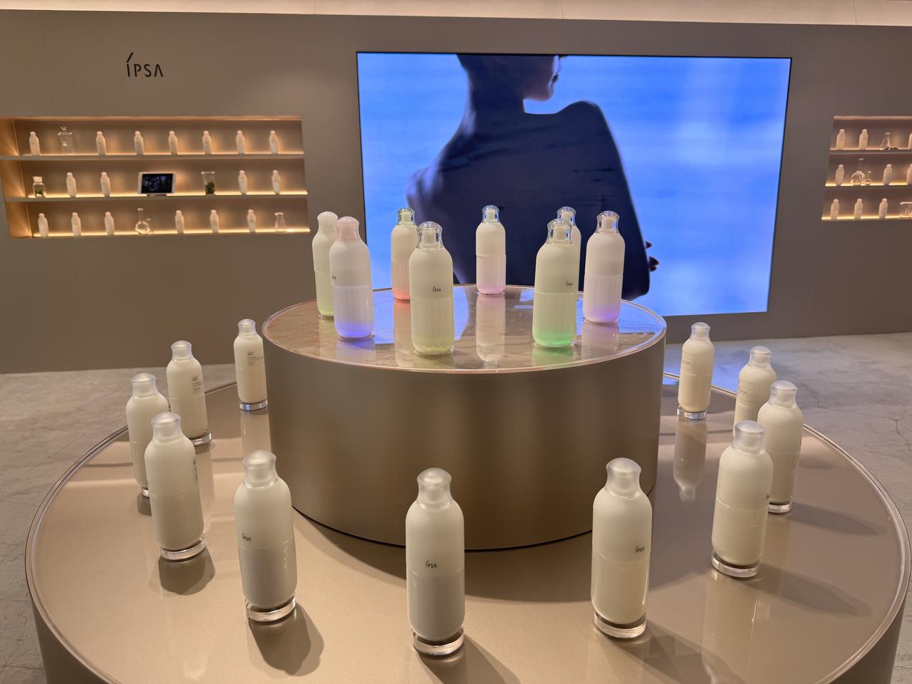 画像2: 肌が本来持つ“美しさを育てる力”に寄り添って