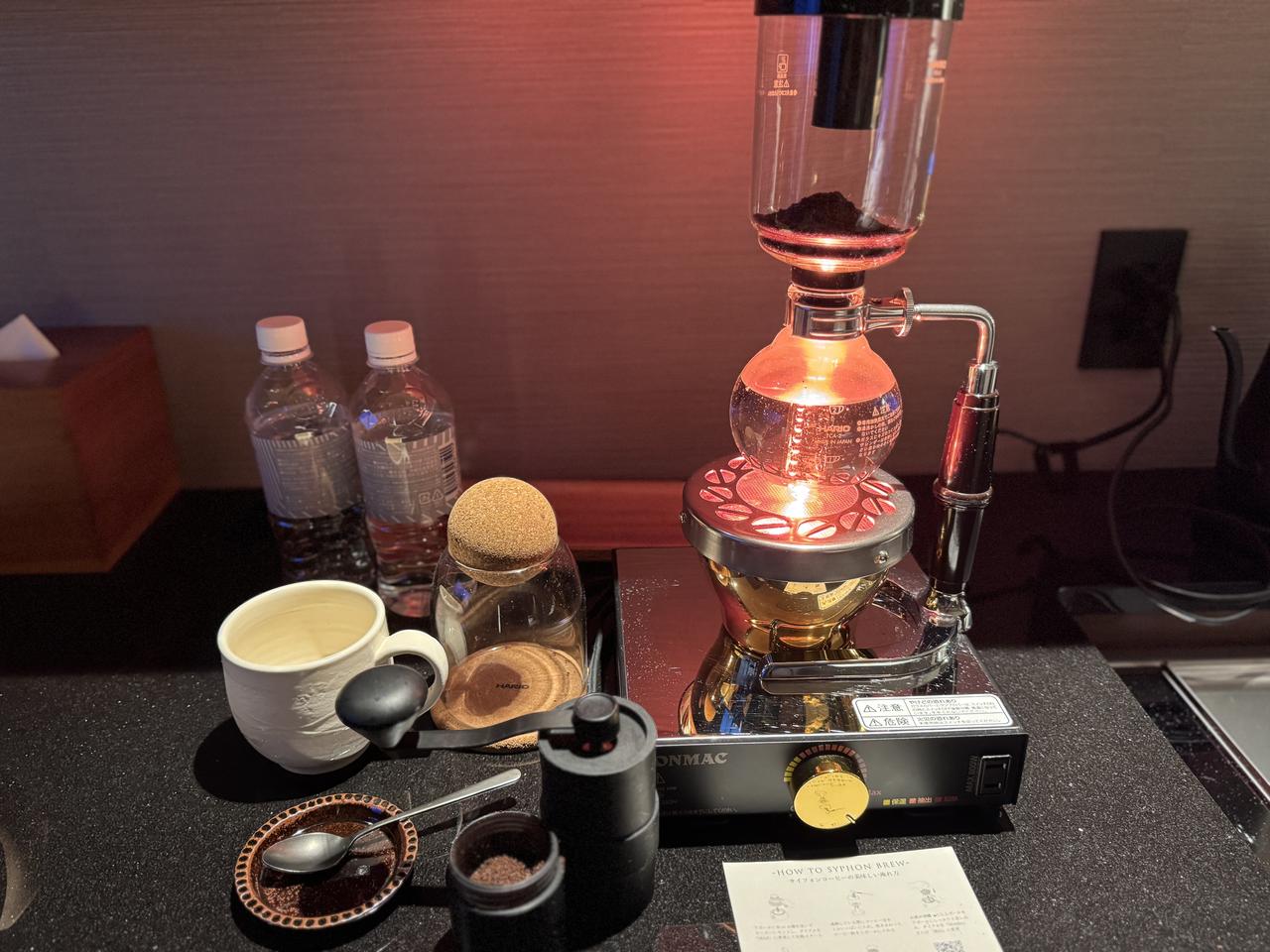 画像: 部屋で楽しむサイフォンコーヒー