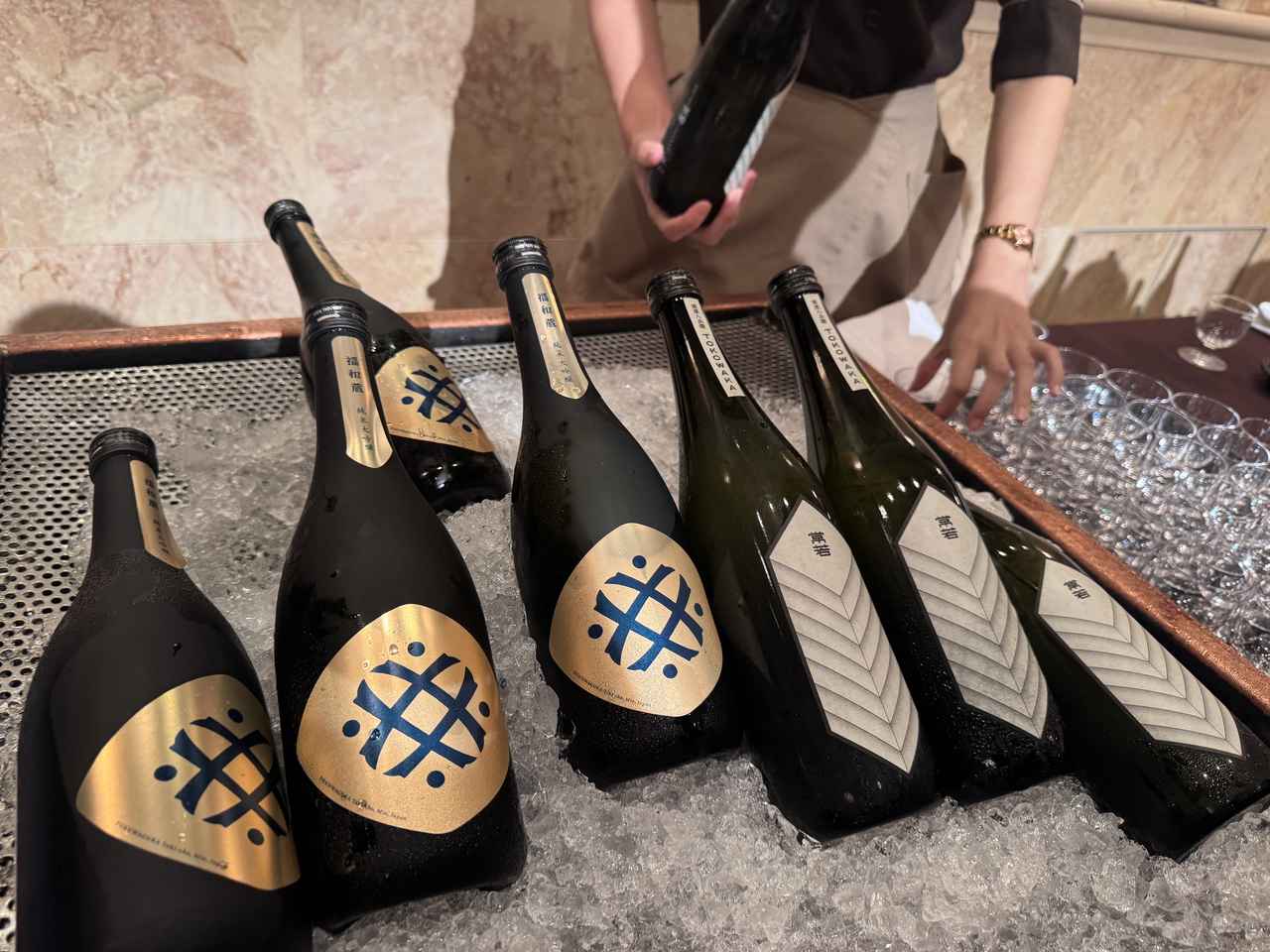 画像2: 地酒の飲み比べ、伊勢茶の試飲体験、萬古焼まで