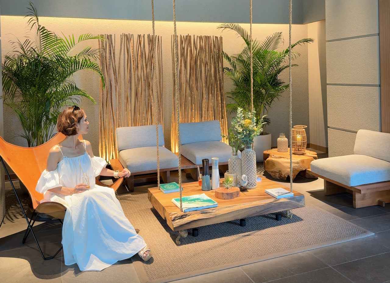 画像: ホテルロビー