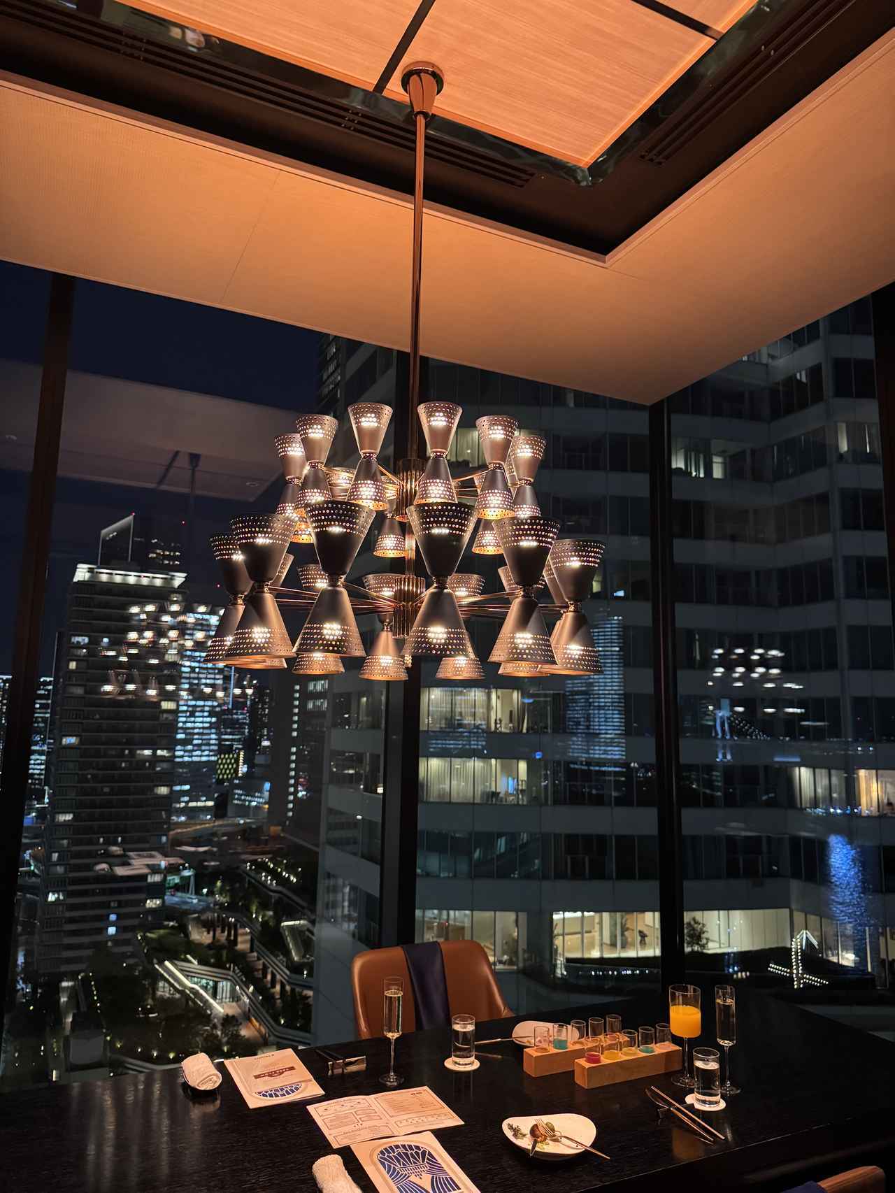 画像3: 水曜日の夜は“リチャージフリーフロー”♡メズム東京「シェフズ・シアター」で楽しむ贅沢フレンチとフリーフロー