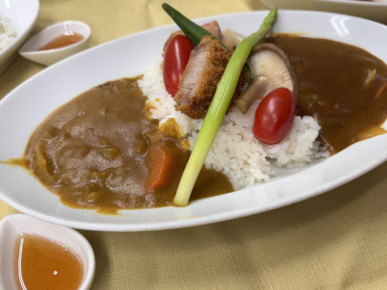 画像: とっとり・おかやまコラボカレー　2400円