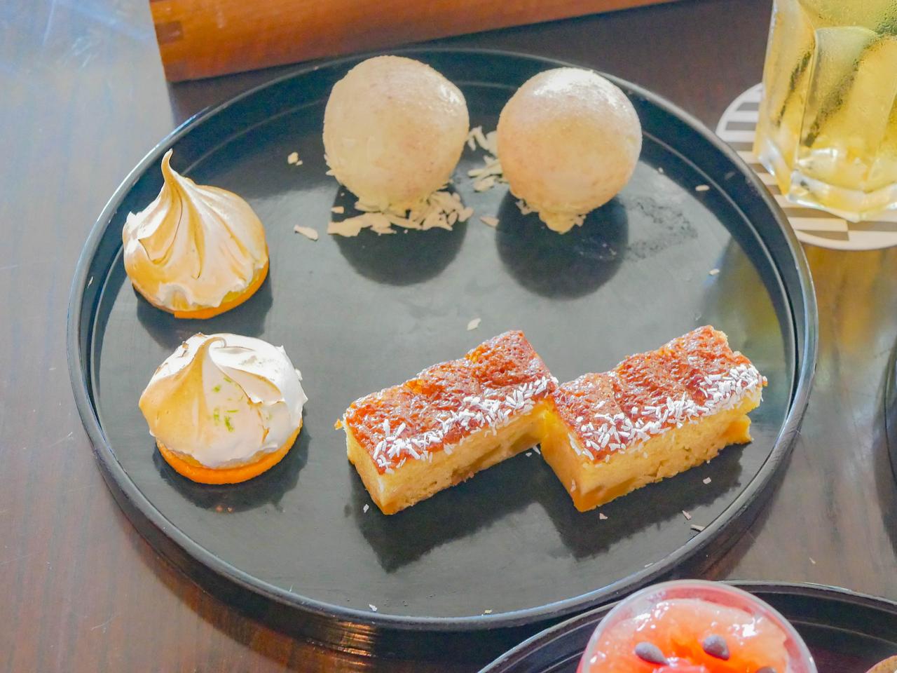 画像3: 見た目も味わいも華やかなスイーツセレクション