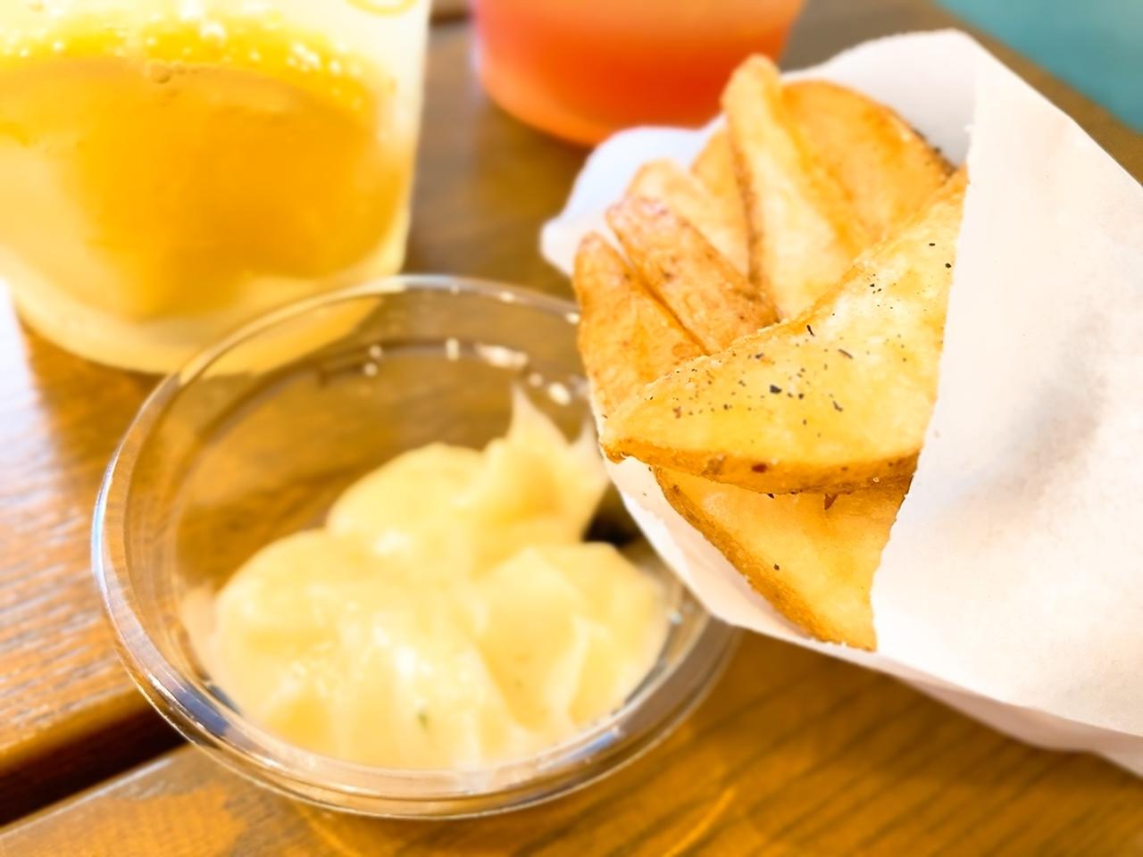 画像: ドリンクとポテトも夏仕様！