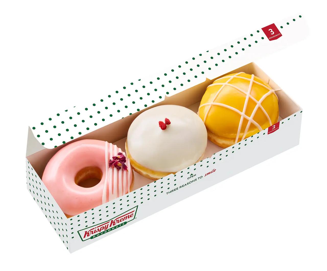 画像: 『アジアンスイーツ ボックス（3個）』 【販売期間】2025年7月16日（水）～8月中旬頃予定 【販売価格】1,080円（イートイン1,100円） 爽やかなアジアのスイーツをイメージした3種類。 ボックスを開けて、夏時間をおいしくお楽しみください。