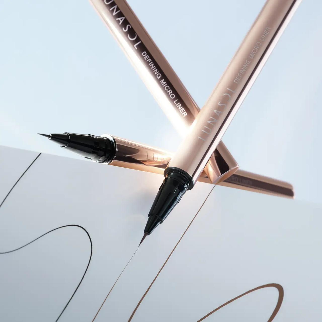 画像: ルナソル ディファイニングマイクロライナー(カネボウ化粧品) 全2色 3,850円(税込)