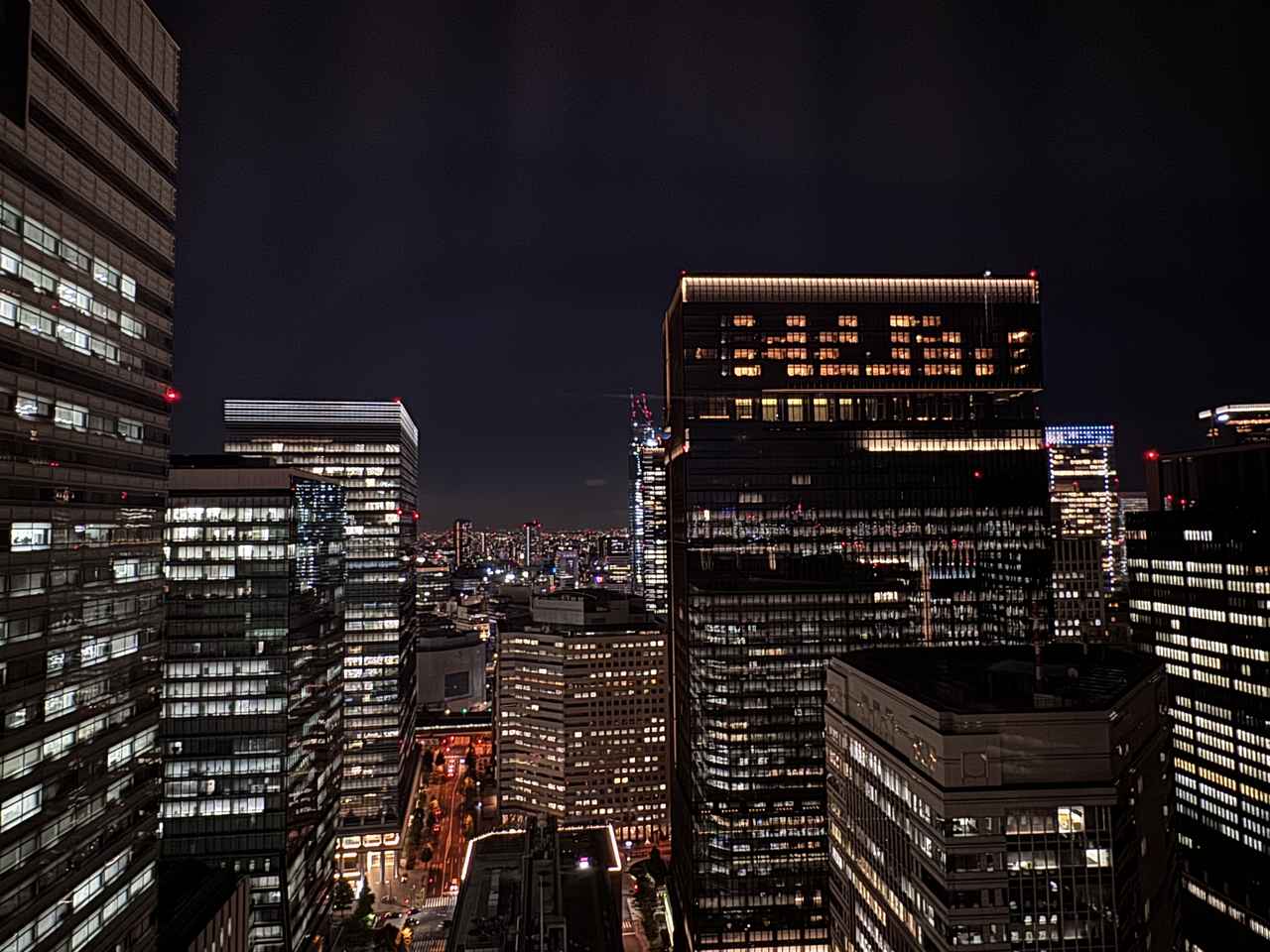 画像: 部屋からの夜景