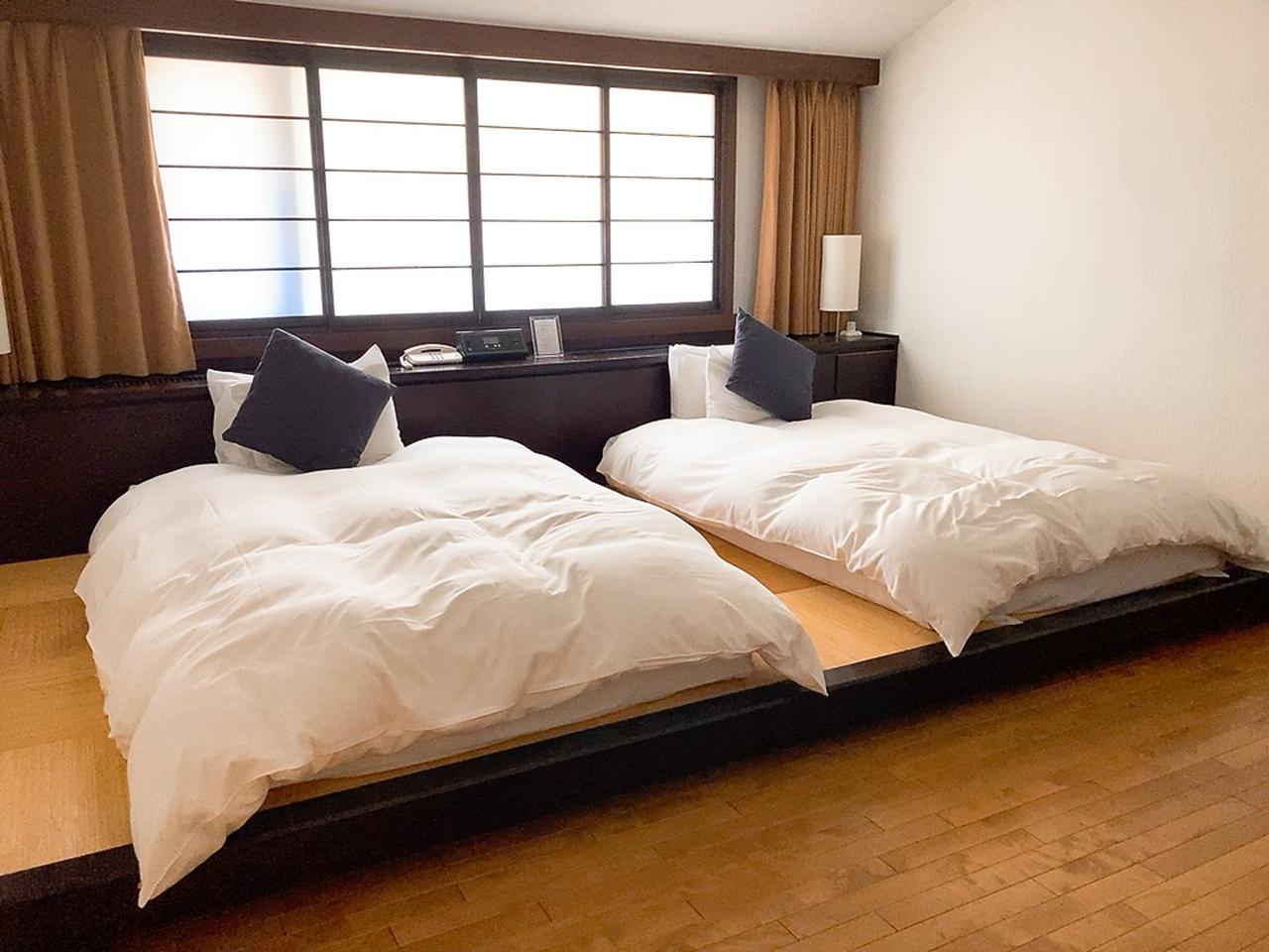 画像: 2階の寝室は畳ベッド