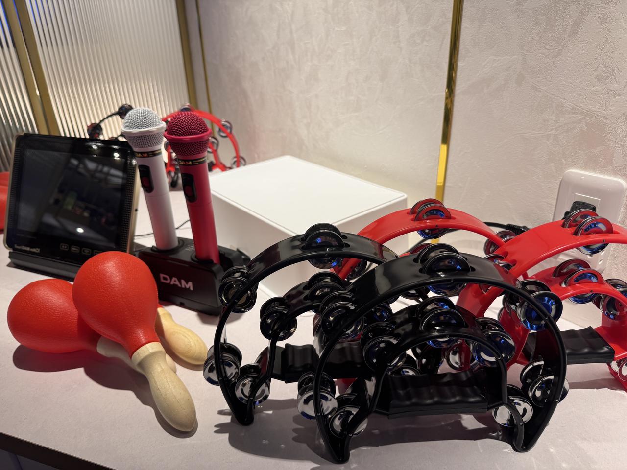 画像4: 遊びもお酒も全力で楽しみたいオトナ女子に♡カラオケ＆アミューズメントバー「VoLTE TOKYO」が品川に誕生