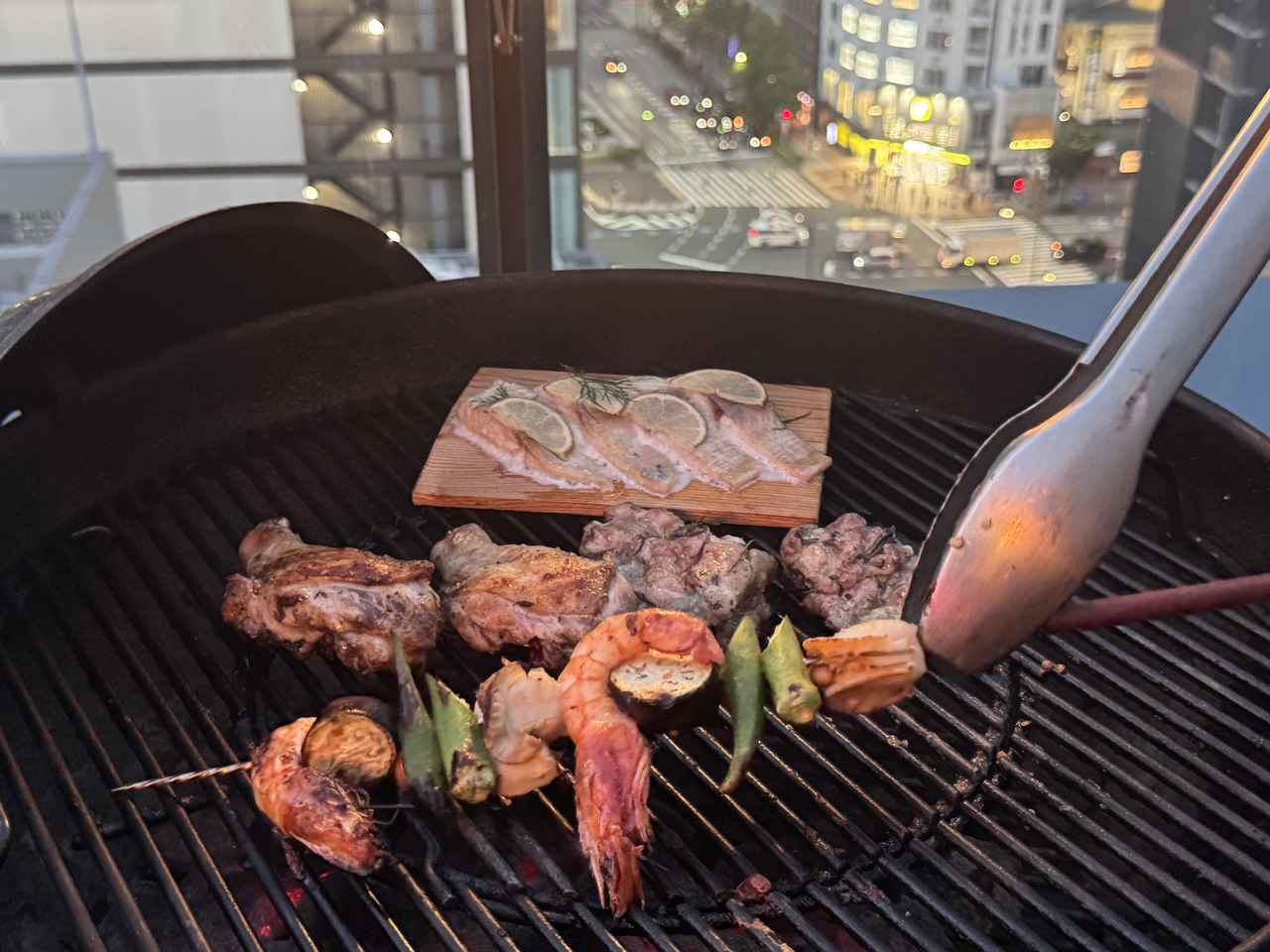 画像1: BBQ Open Garage - The Box of Wonders