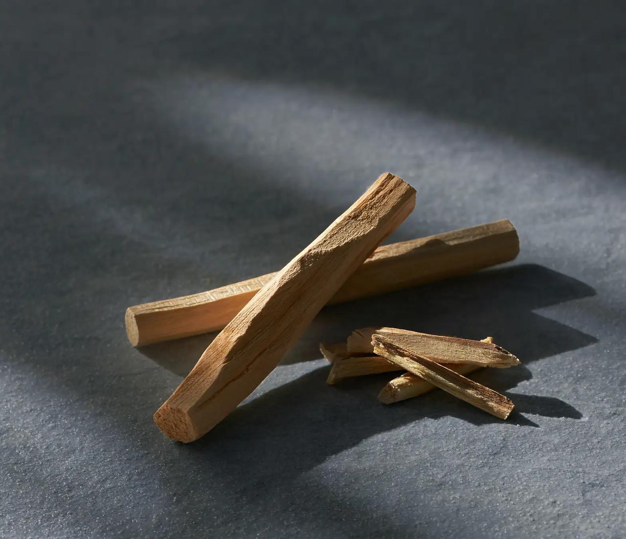 画像: ダメージ髪も内部まで補修する濃香オイル