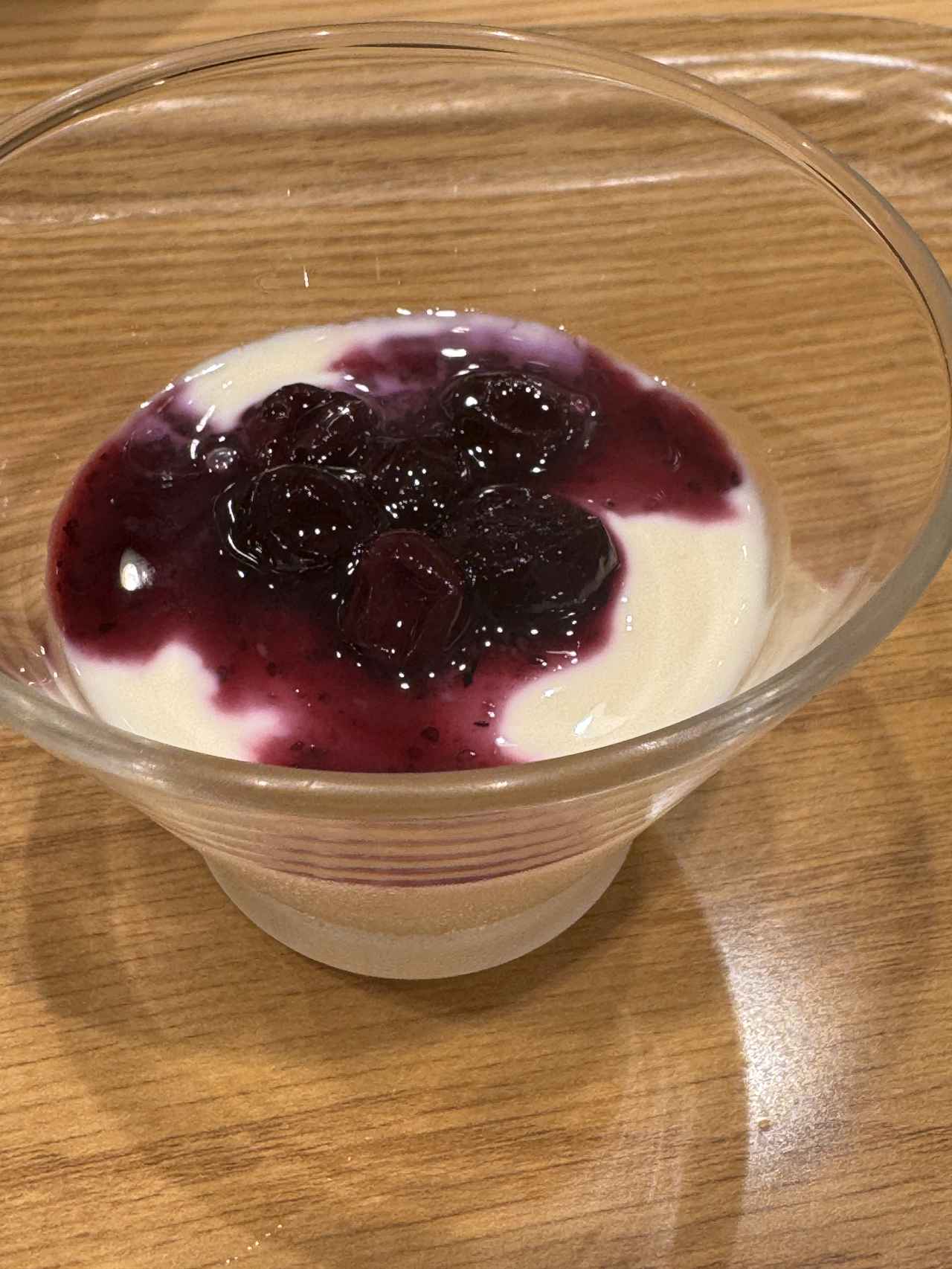 画像1: 外国人観光客も大注目♡ヴィーガンヌードルの名店「T’s たんたん」で楽しむ大豆ヨーグルト付きヘルシーセット!