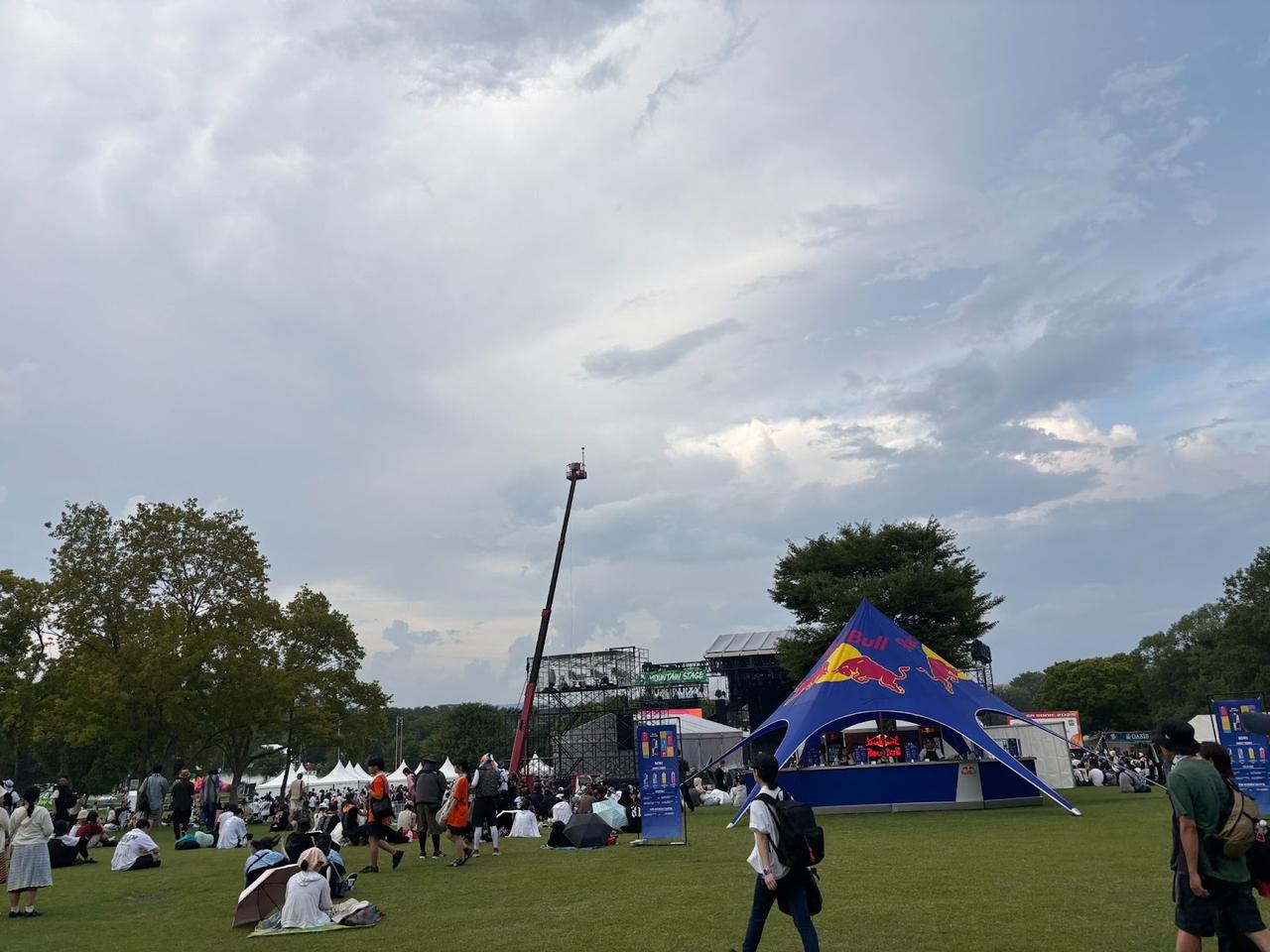 画像5: MUSIC LOVES ARTが彩る芝生広場