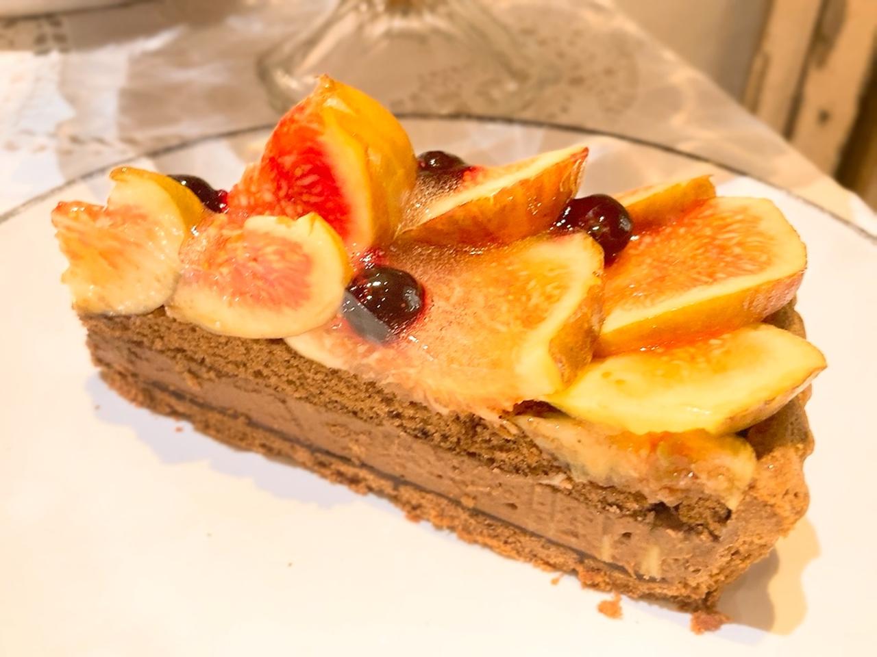 画像2: 色鮮やかな極上イチジクをチョコレートと共に