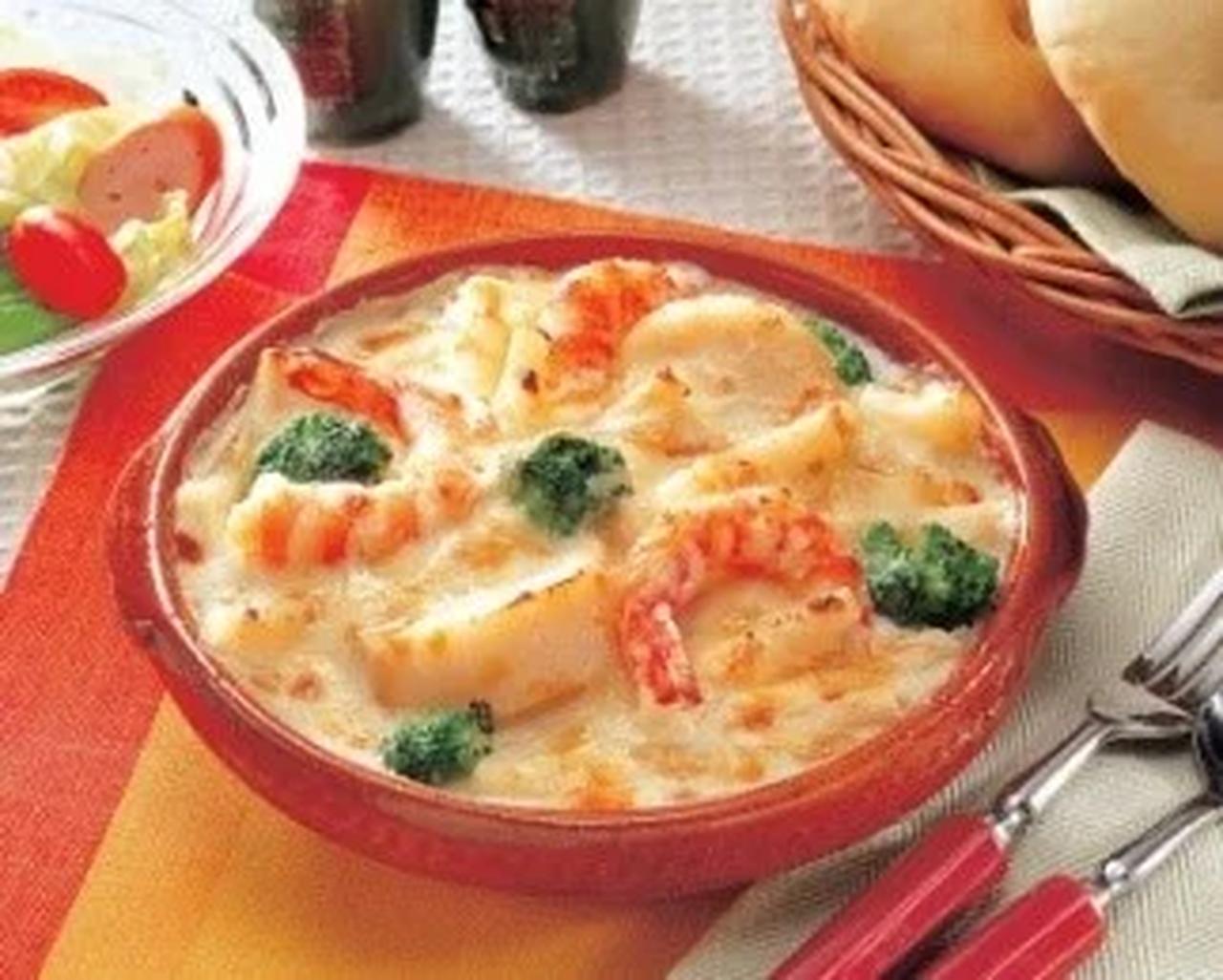 画像: 【アレンジレシピ】えびとほたてのマカロニグラタン