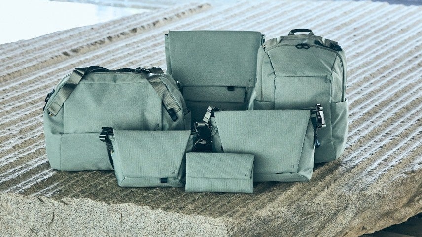 画像2: 建築美から生まれたシリーズに、歴史を感じる新色