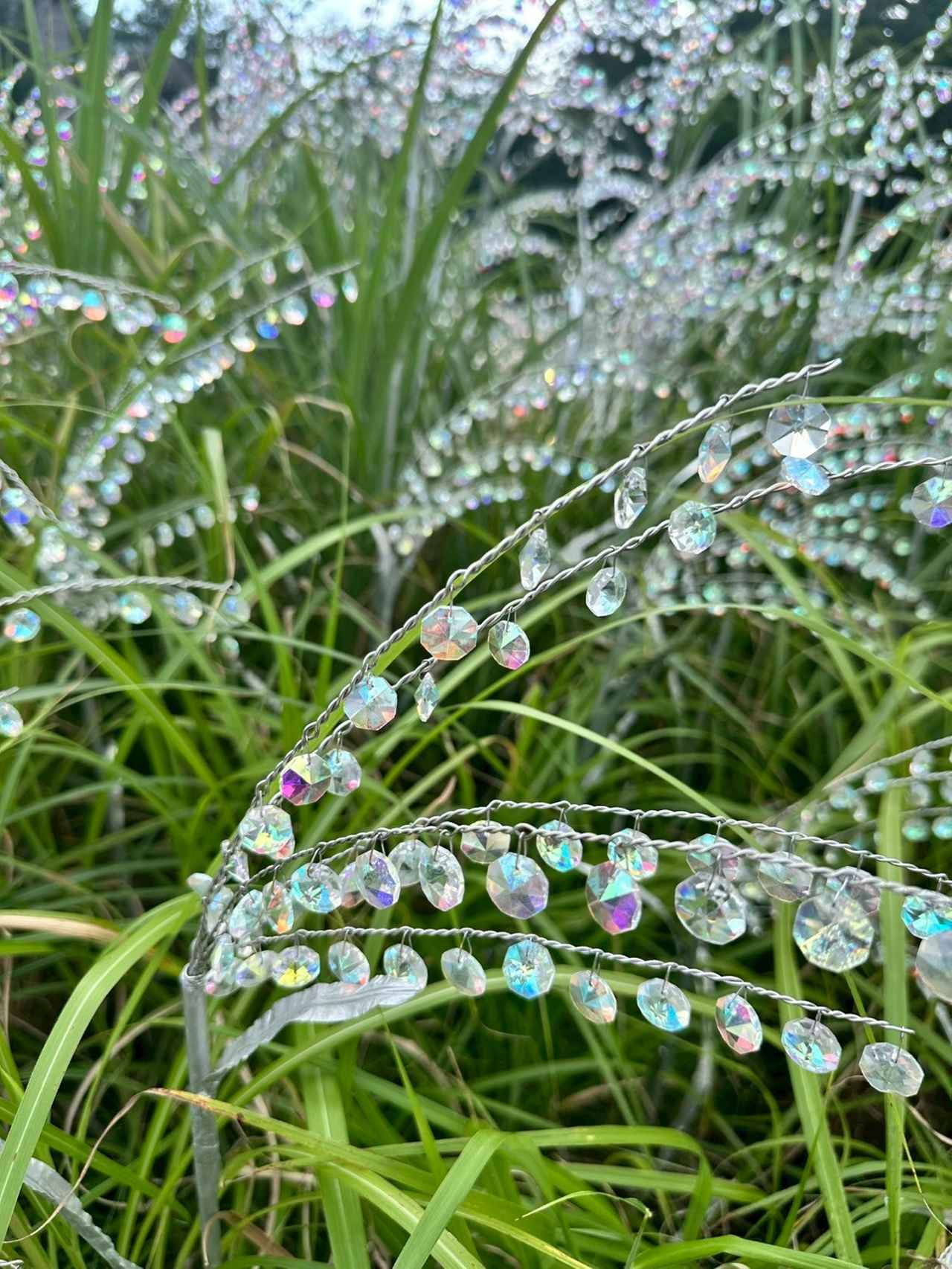 画像: 箱根、仙石原の秋の風物詩である“ススキ”をモチーフにしたオブジェ