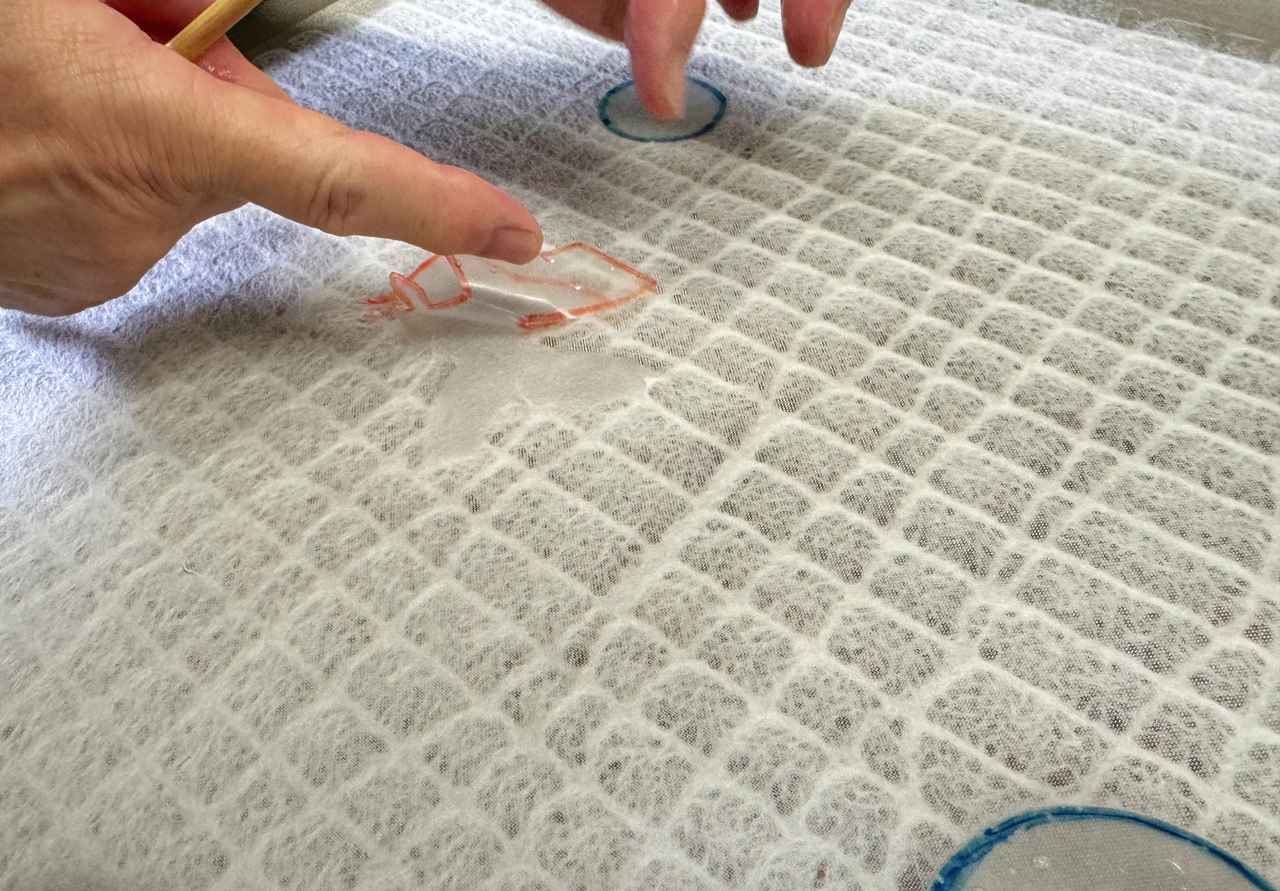 画像4: 世界にひとつだけのお土産を!「美濃和紙の里会館」で紙すき体験