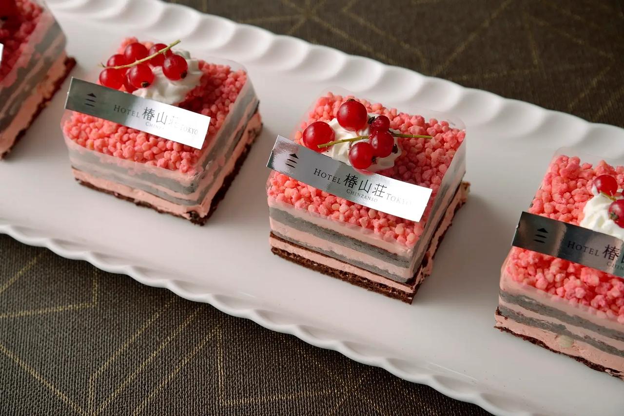 画像1: 【ホテル椿山荘東京】完売必至ケーキに新作登場!プレミアムダブルチーズケーキで叶える贅沢クリスマス