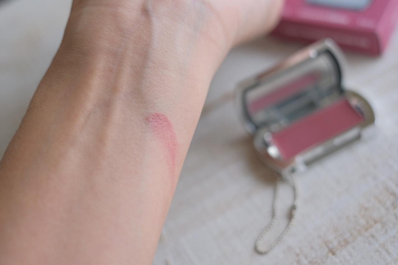 画像2: リップにもチークにも使えるなめらかなテクスチャー