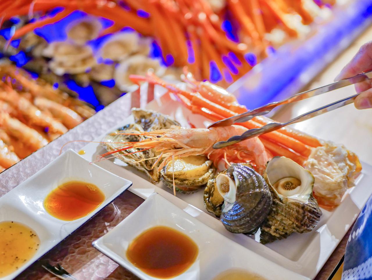 画像2: 蒸したての旨みを凝縮！海鮮浜蒸し