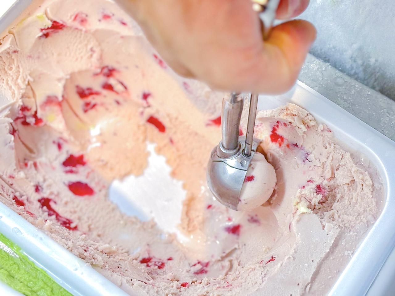 画像2: デザートも充実！旬のフルーツにハーゲンダッツ アイスクリームも