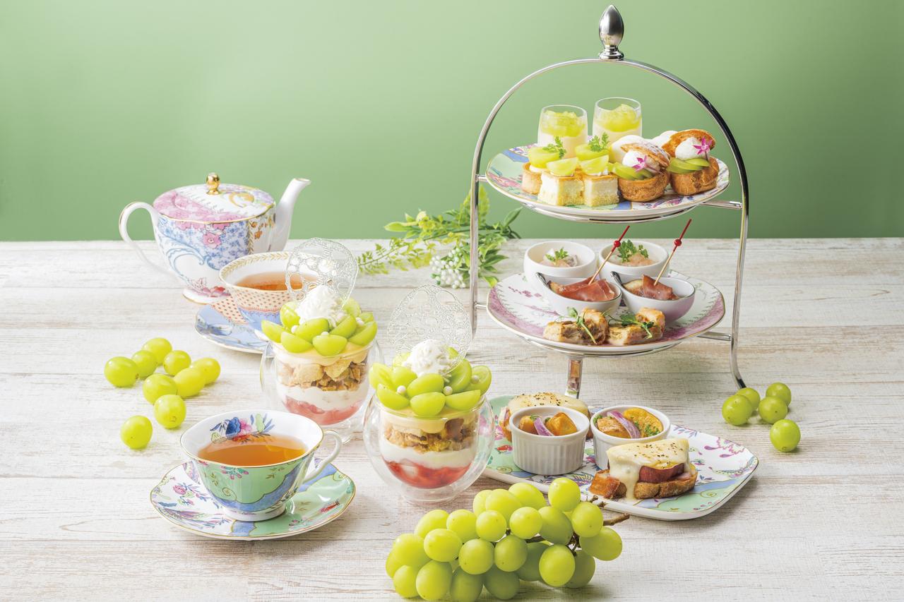 画像: シャインマスカットがパフェの上で花開く 秋のAFTERNOON TEA with “SIROCCO”「シャインマスカット」2025年9月1日(月)より -【公式】ザ ロイヤルパークホテル アイコニック 東京汐留 - 新橋駅より徒歩約3分 - 東京のホテル