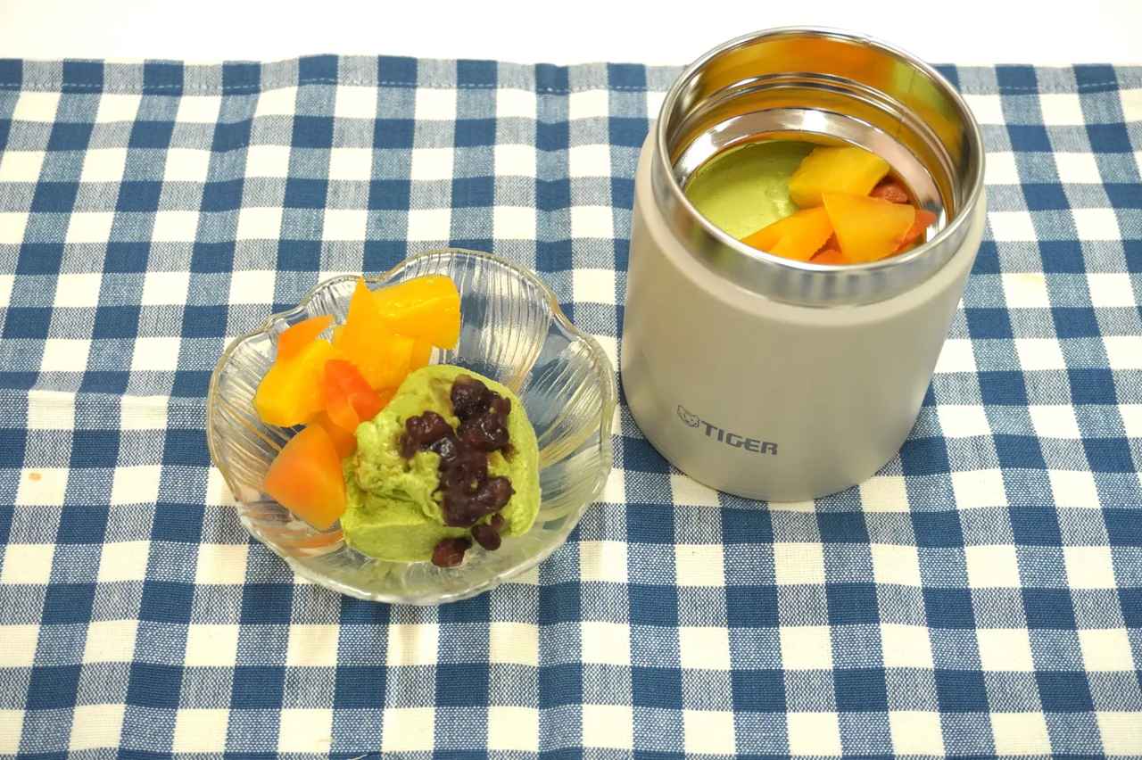 画像: ◆ 材料（400mL分） ・抹茶アイス：1個（110g） ・生クリーム：100mL ・砂糖：小さじ2 ・粉ゼラチン：5g ・水：大さじ２ ・ゆであずき（加糖）：30g ・フルーツ（シロップ漬け）：50g